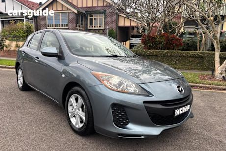 Grey 2012 Mazda 3 Hatchback Neo