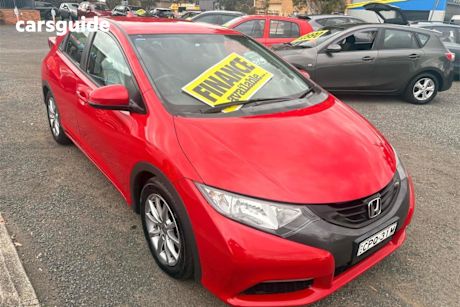 Red 2013 Honda Civic Hatchback VTI-S