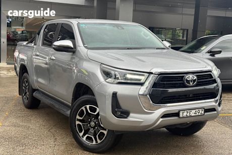 Silver 2023 Toyota Hilux Double Cab Pick Up SR5 + Premium Interior (4X4)