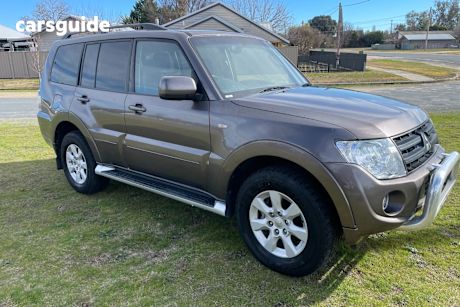 Brown 2012 Mitsubishi Pajero Wagon Glx Lwb (4X4)