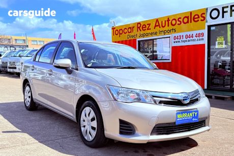 Beige 2013 Toyota Axio Sedan