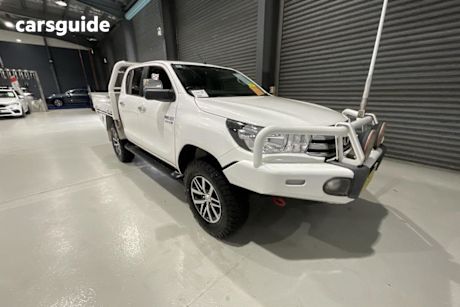 White 2016 Toyota Hilux Dual Cab Utility SR (4X4)