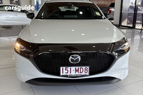 White 2024 Mazda 3 Hatchback G25 Evolve SP Vision