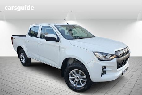 White 2021 Isuzu D-MAX Crew Cab Utility Ls-M (4X4)