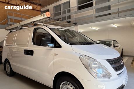 White 2014 Hyundai Iload Van
