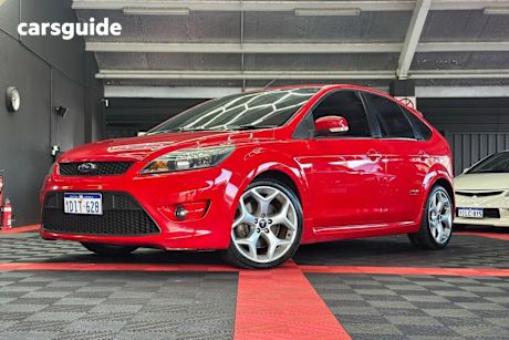 Red 2010 Ford Focus Hatchback XR5 Turbo