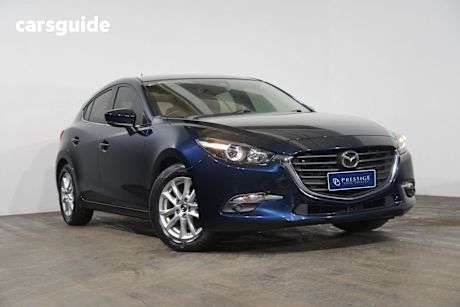 Blue 2018 Mazda 3 Hatchback Touring