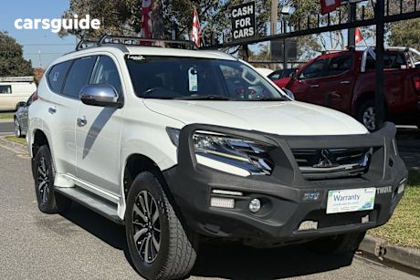 White 2016 Mitsubishi Pajero Sport Wagon Gls (4X4)