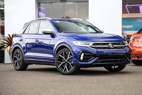 Blue 2025 Volkswagen T-ROC Wagon R