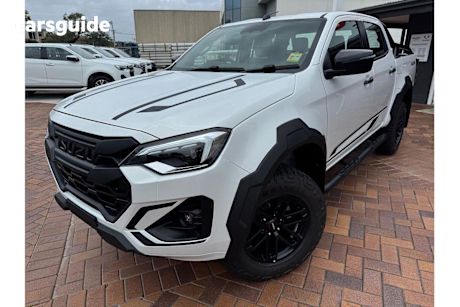 White 2025 Isuzu D-MAX Ute Tray BLADE 4X4