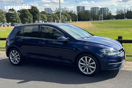 Blue 2018 Volkswagen Golf Hatch