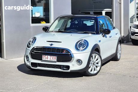 White 2020 Mini Cooper Hatchback S 5D Hatch