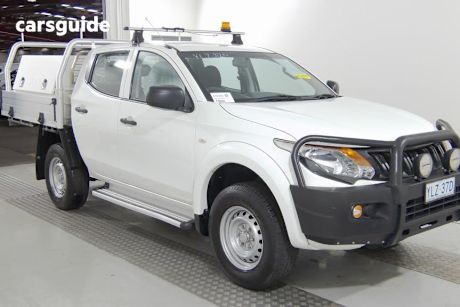 White 2017 Mitsubishi Triton Dual Cab Utility GLX (4X4)