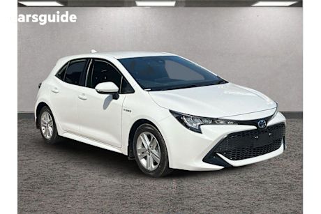 White 2022 Toyota Corolla Hatch ZR HYBRID F