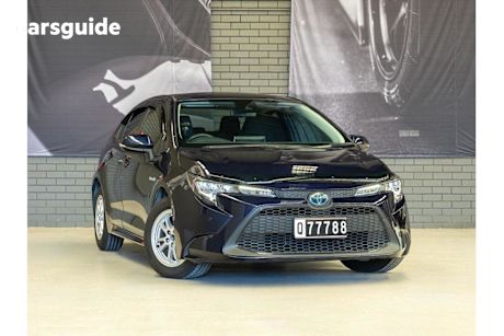 Blue 2021 Toyota Corolla Sedan Ascent Sport (hybrid)