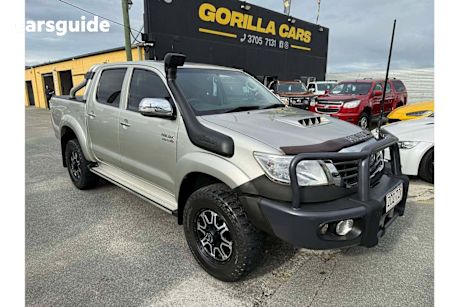 Silver 2012 Toyota Hilux Dual Cab Pick-up Sr5 (4X4)
