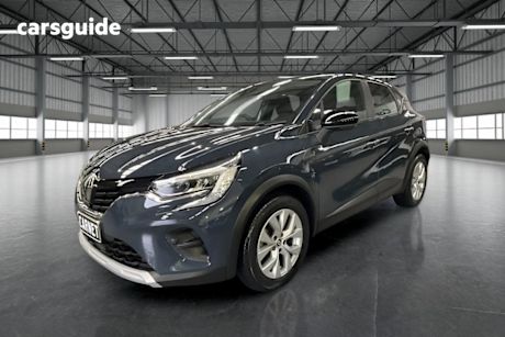 Blue 2023 Renault Captur Wagon Intens