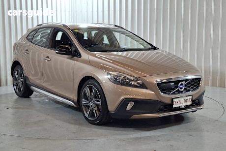 Brown 2014 Volvo V40 Hatchback D4 Cross Country