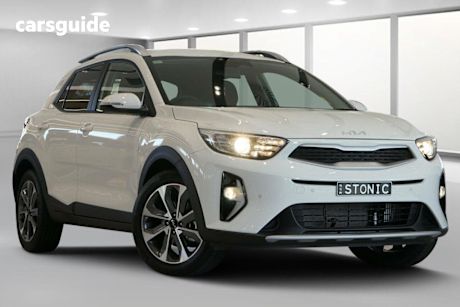 White 2025 Kia Stonic Wagon Sport