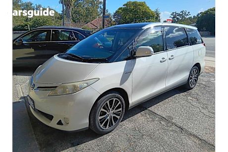 White 2013 Toyota Tarago Wagon Ultima V6