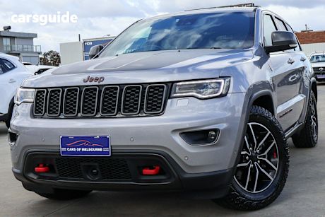 Silver 2020 Jeep Grand Cherokee Wagon Trailhawk (4X4)