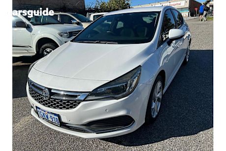 White 2017 Holden Astra Hatch RS F