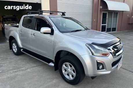 Silver 2019 Isuzu D-MAX Crew Cab Utility Ls-M (4X4)