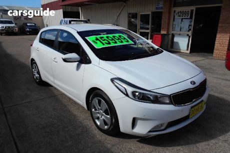 White 2018 Kia Cerato Hatchback S (Av)