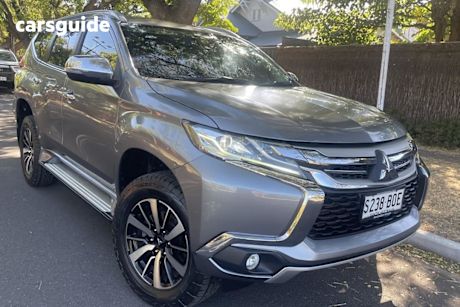Blue 2016 Mitsubishi Pajero Sport Wagon GLS (4X4) 7 Seat