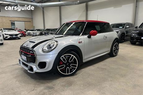 White 2017 Mini Cooper Hatchback JCW