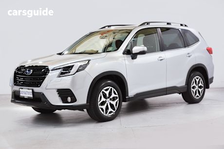 Silver 2023 Subaru Forester Wagon 2.5I (awd)