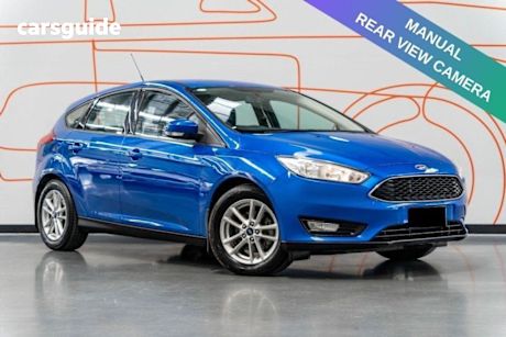 Blue 2015 Ford Focus Hatchback Trend