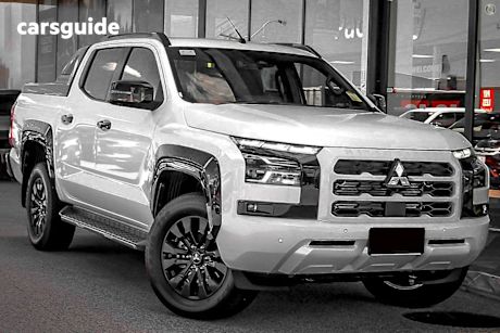 White 2025 Mitsubishi Triton Ute Tray GSR 4X4