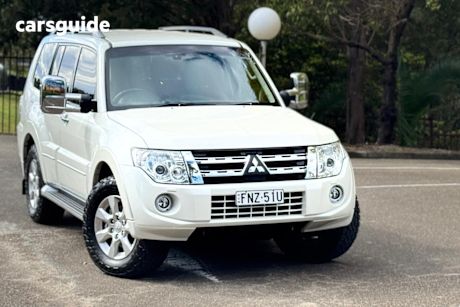 Silver 2012 Mitsubishi Pajero Wagon Glx Lwb (4X4)