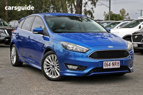 Blue 2017 Ford Focus Hatch SPORT F