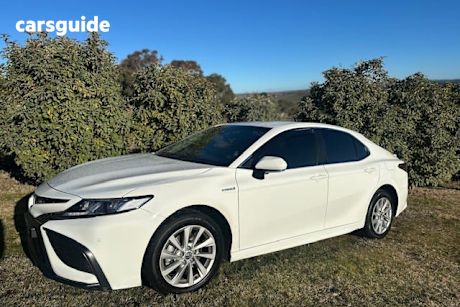White 2021 Toyota Camry Sedan Ascent Sport Hybrid