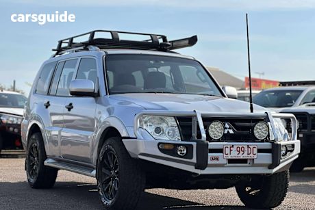 Silver 2009 Mitsubishi Pajero Wagon Glx Lwb (4X4)