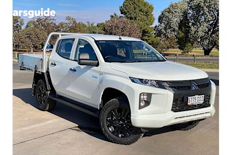 White 2024 Mitsubishi Triton Ute Tray GLX 4X4