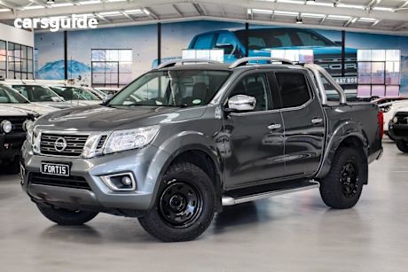White 2017 Nissan Navara Dual Cab Utility St-X (4X2)
