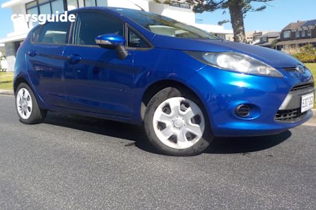 Blue 2012 Ford Fiesta Hatchback Cl