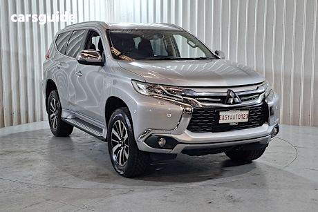 Silver 2018 Mitsubishi Pajero Sport Wagon Exceed (4X4) 7 Seat