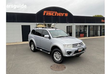 Silver 2014 Mitsubishi Challenger Wagon (4X4)