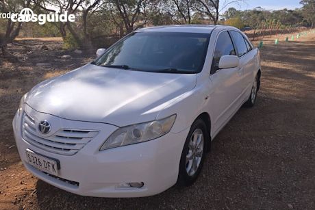 White 2007 Toyota Camry Sedan Altise
