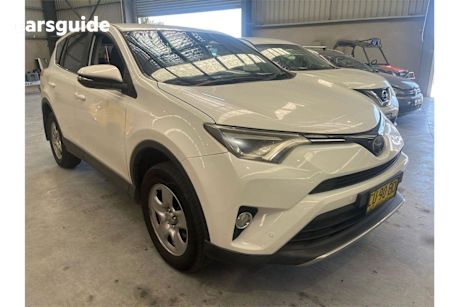 White 2018 Toyota RAV4 SUV GX 4X4