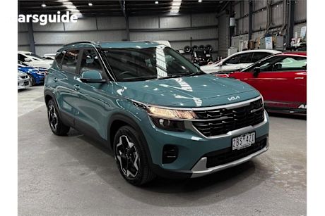Blue 2024 Kia Seltos SUV SPORT F
