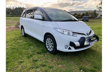 White 2016 Toyota Tarago Wagon Gli V6