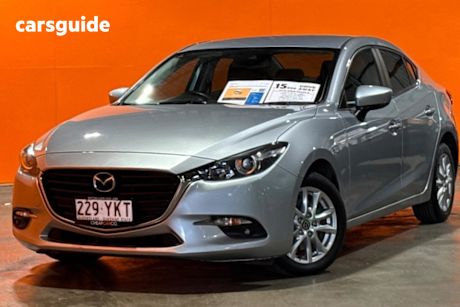 Silver 2018 Mazda 3 Sedan Maxx Sport