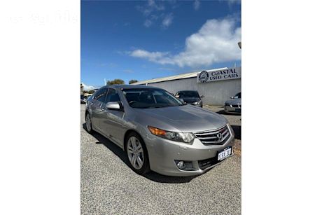Silver 2009 Honda Accord Euro Sedan Luxury Navi