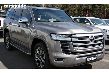 Bronze 2024 Toyota Landcruiser SUV SAHARA ZX 4X4