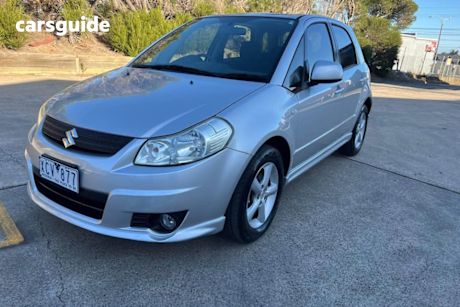 Silver 2009 Suzuki SX4 Hatchback S